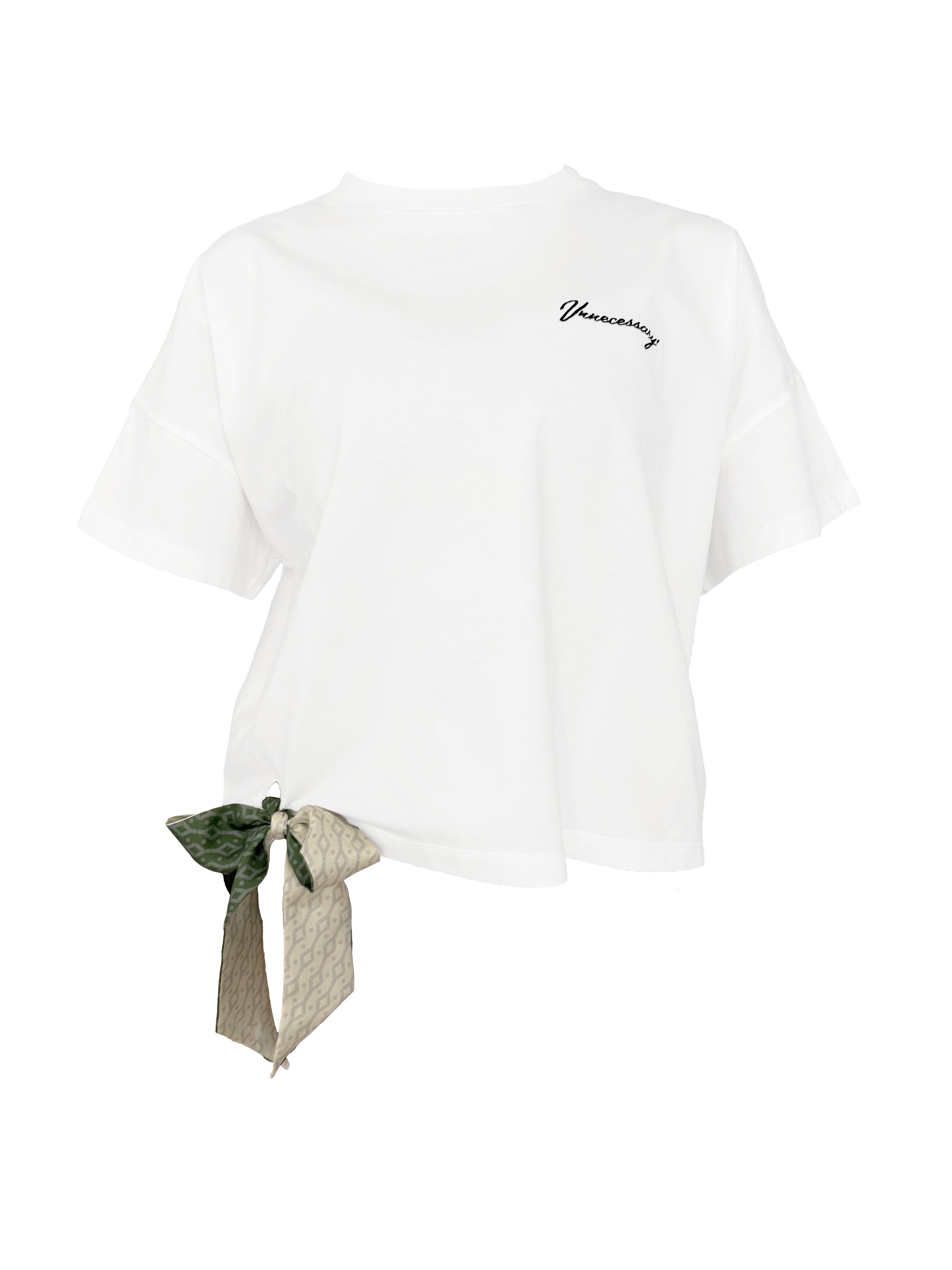 WHITE BOX CUT T-SHIRT + TWILLY